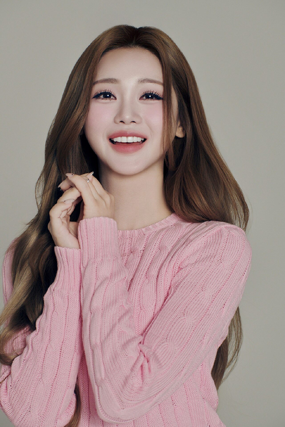 홍지윤 프로필 사진 [사진=SM C&C]