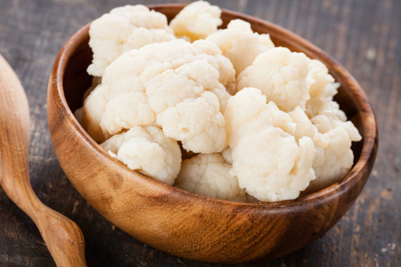 콜리플라워가 체중 관리와 장 건강, 면역 기능에 긍정적인 영향을 줄 수 있다는 설명이 제시됐다. 사진은 AI 생성 이미지로, 본 기사 내용과 무관. [사진=챗GPT]