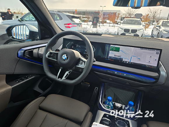 BMW '뉴 X3' 정측면. [사진=김종성 기자]