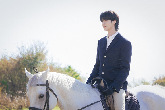 '21세기 대군부인' 변우석 스틸 [사진=MBC]