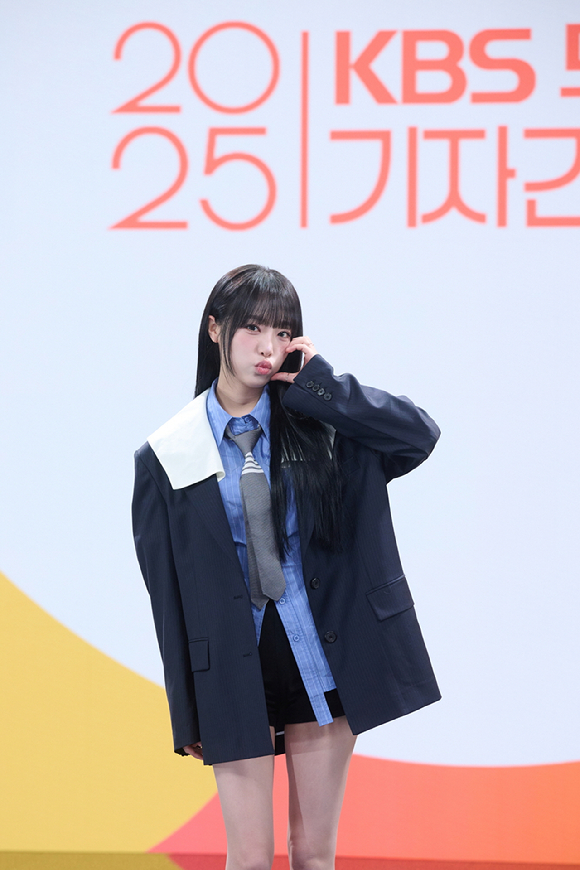 '2025 KBS 드라마 기자간담회'에 참석한 '빌런의 나라' 최예나 [사진=KBS ]