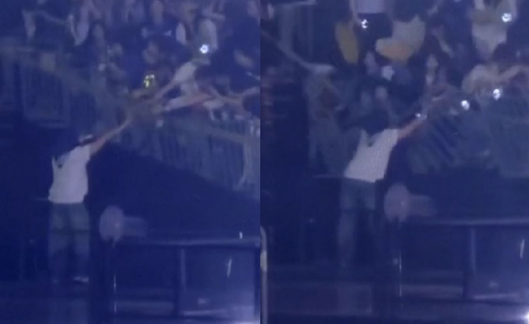 그룹 슈퍼주니어의 서울 콘서트 도중 안전 펜스가 무너져 관객 3명이 추락해 다치는 사고가 발생했다. [사진=온라인커뮤니티 캡처]