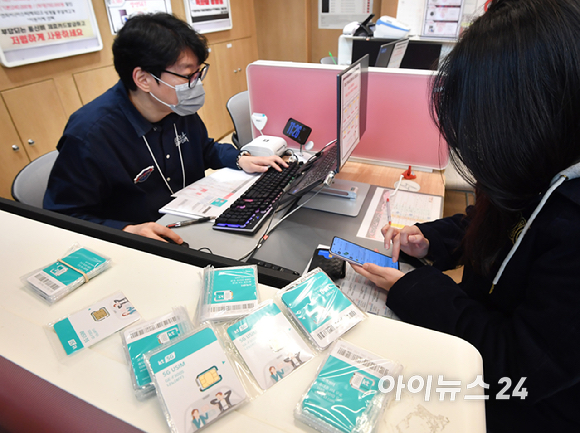 [포토] KT, 오늘부터 유심 무상 교체