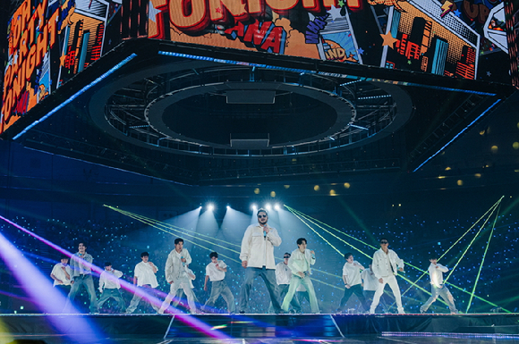 god 완전체가 무대를 선보이고 있다. [사진=젬스톤이앤엠(Gemstone E&M)]