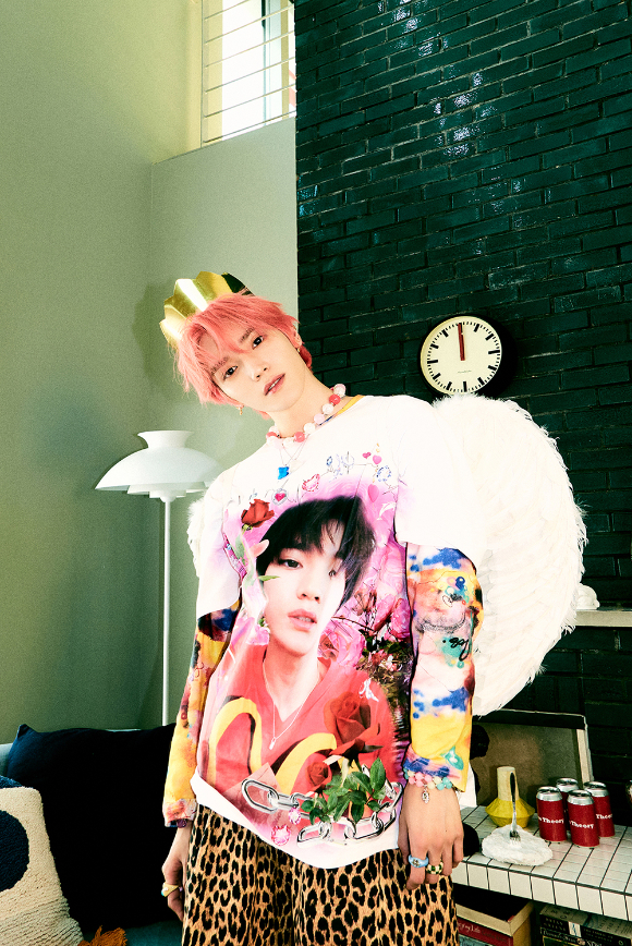 NCT 태용과 원슈타인이 호흡을 맞춘 신곡 'Love Theory'(러브 띠어리)를 발매한다. [사진=SM엔터테인먼트 ]