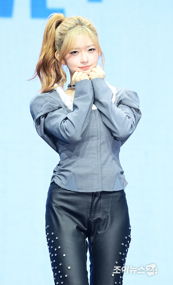 아이브 레이가 23일 오후 서울 광진구 광장동 예스24라이브홀에서 열린 아이브(IVE) 정규 2집 '리바이브 플러스'(REVIVE+) 발매 기념 쇼케이스에 참석하고 있다. [사진=정소희 기자]