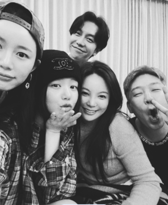 엠씨몽이 자신의 SNS에 게재한 이미지. [사진=엠씨몽 인스타그램]