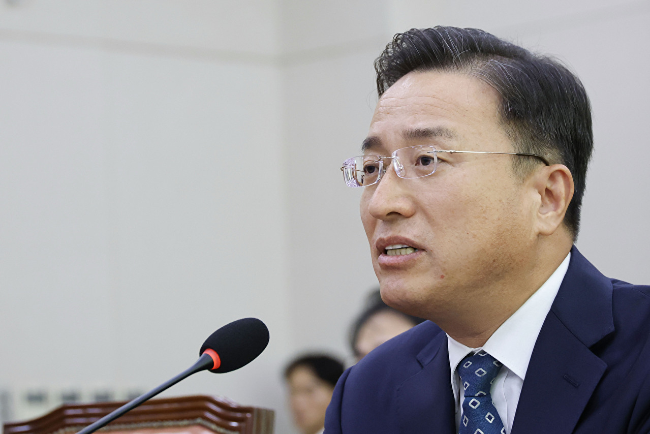 이정현 검찰총장 직무대행이 22일 국회 법제사법위원회에서 열린 공소청(구 대검찰청)에 대한 국정감사에 출석해 업무보고를 하고 있다. 2026.10.22 [사진=연합뉴스]