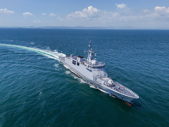 HD현대중공업이 올해 인도한 3200톤급 미겔 말바르급(Miguel Malvar-class) 호위함 2번함 디에고 실랑(Diego Silang)함. [사진=HD현대중공업]