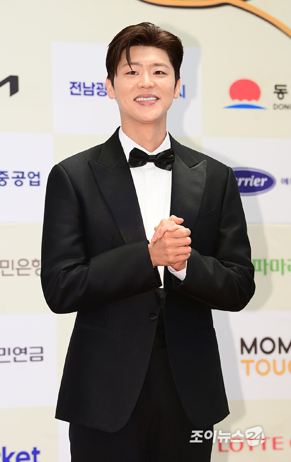 가수 박지현이 21일 오후 서울 마포구 상암동 중소기업중앙회 DMC타워에서 열린 '2026 방송광고페스티벌'에 참석해 포토타임을 갖고 있다. [사진=정소희 기자]