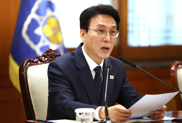 김민석 국무총리가 20일 정부서울청사에서 열린 비상경제본부회의에서 발언을 하고 있다. 2026.4.20 [사진=연합뉴스]