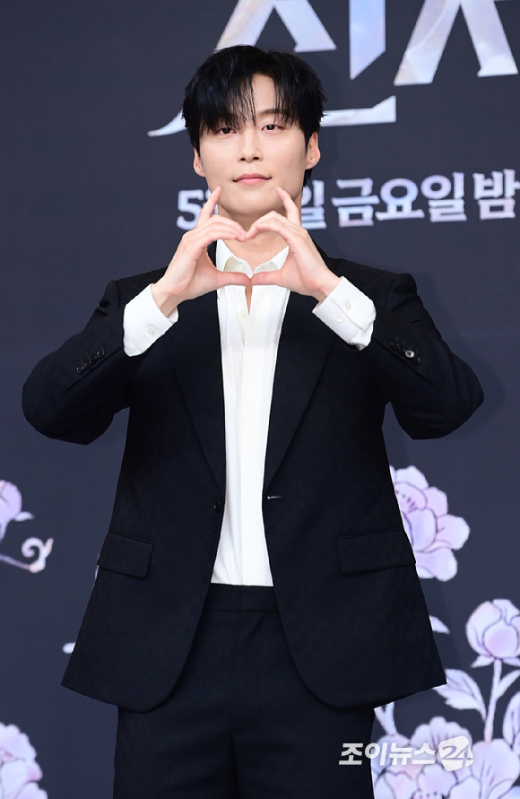 배우 허남준이 7일 오후 서울 양천구 목동 SBS사옥에서 열린 SBS 새 금토드라마 '멋진 신세계' 제작발표회에 참석하고 있다. [사진=정소희 기자]