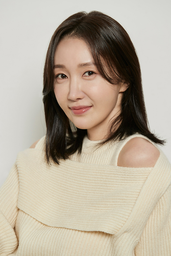 배우 오연아가 프레인TPC와 전속계약을 체결했다. [사진=프레인TPC]