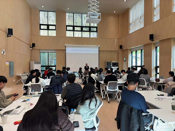 '소나무재선충병 청정전환 대상지 담당공무원 집합교육' [사진=산림청]