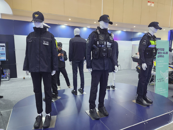 새롭게 바뀌는 경찰 점퍼&middot;조끼&middot;모자 [사진=경찰청]