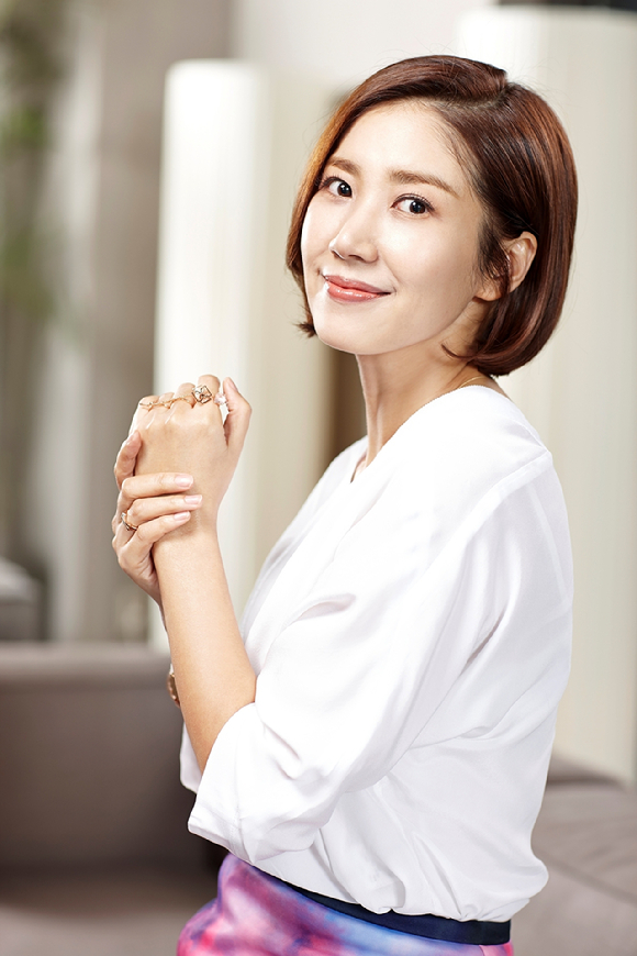 배우 유호정이 11년만에 안방극장에 복귀한다. [사진=SM엔터테인먼트 ]