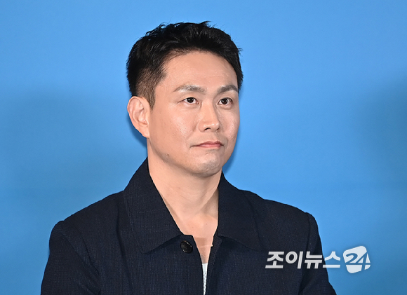배우 오정세가 26일 오후 서울 용산구 CGV용산아이파크몰에서 영화 ‘하이파이브’ 언론시사회에 참석하고 있다. [사진=곽영래 기자]