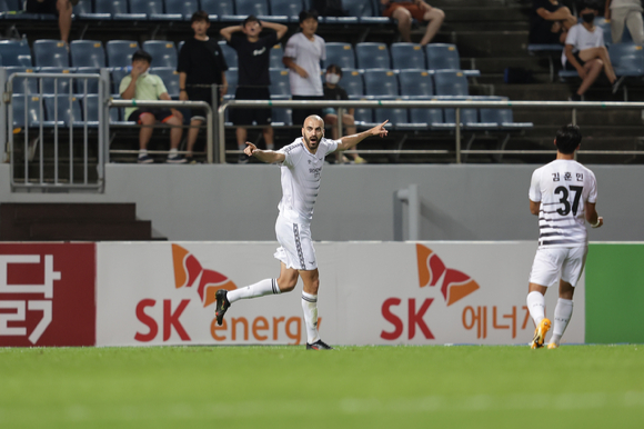 성남 FC 뮬리치가 '하나원큐 K리그1 2022' 26라운드 최우수선수(MVP)에 선정됐다. [사진=한국프로축구연맹]