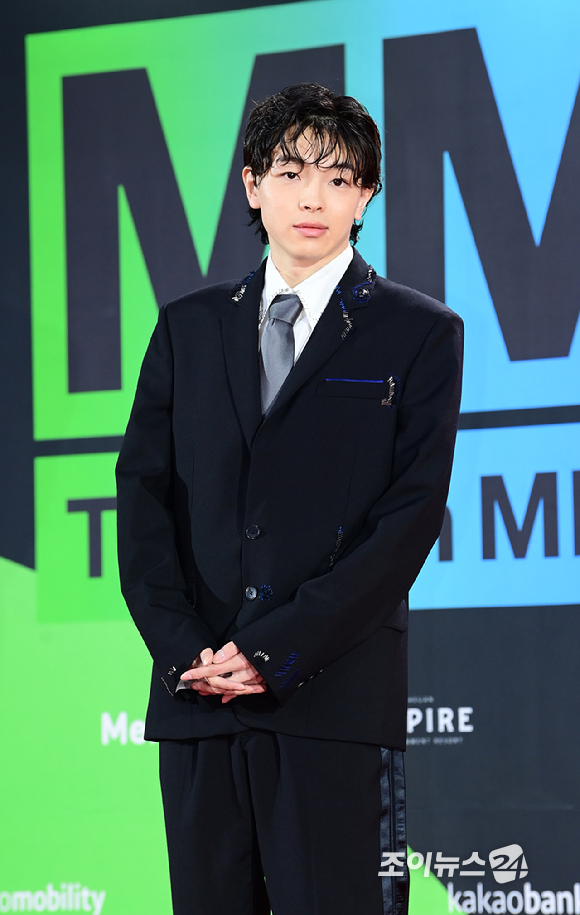 일본 싱어송라이터 이마세가 2일 오후 인천광역시 중구 인스파이어 아레나에서 열린 MMA2023(멜론뮤직어워드) 레드카펫 행사에 참석하고 있다. [사진=정소희 기자]