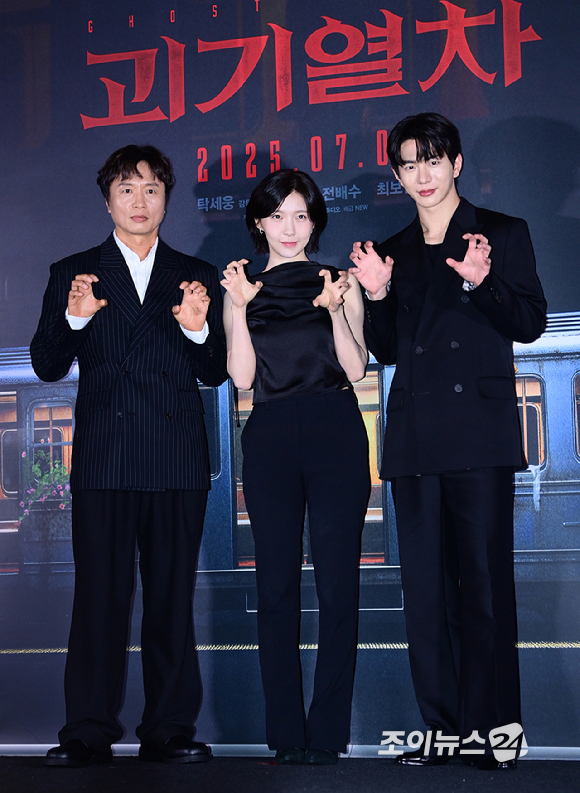 배우 전배수-주현영-최보민이 24일 오후 서울 용산구 CGV 용산아이파크몰에서 열린 영화 '괴기열차'(감독 탁세웅) 언론시사회에 참석하고 있다. [사진=정소희 기자]