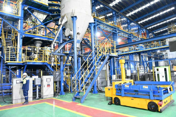 포스코퓨처엠 포항 인조흑연 음극재 공장 생산라인 모습 [사진=포스코퓨처엠]