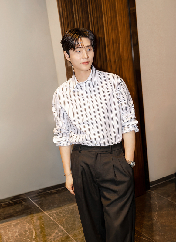 밴드 데이식스 영케이가 최근 서울 모처에서 진행한 정규 2집 'YOUNGEST'(영기스트) 발매 기념 인터뷰에서 포즈를 취하고 있다. [사진=JYP엔터테인먼트]