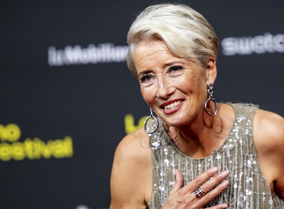  영국 배우 에마 톰슨(66)이 27년 전 도널드 트럼프(79) 미국 대통령으로부터 데이트 신청을 받았던 일화를 전했다. 사진은 해리포터에 나온 에마 톰슨(왼쪽). [사진=Warner Bros]