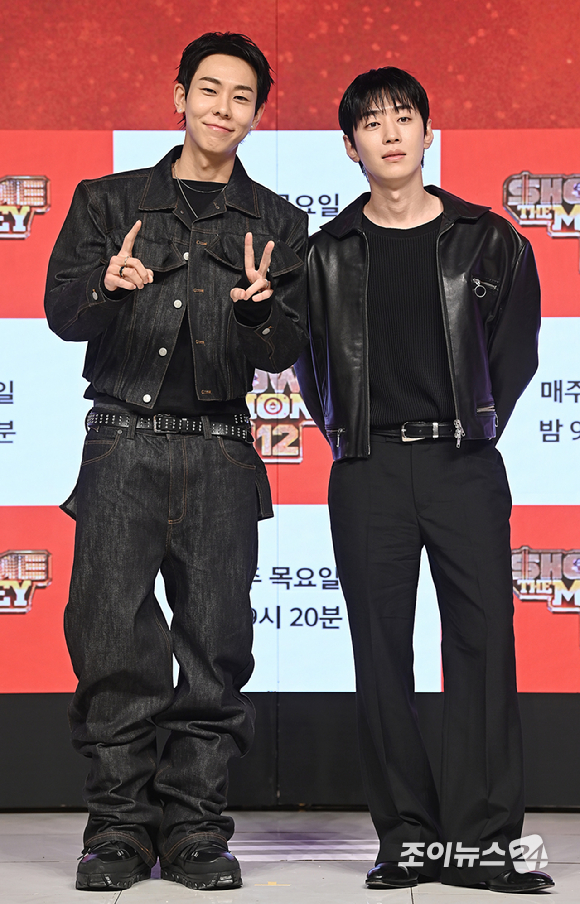 릴 모쉬핏, 박재범, 로꼬, 그레이, 지코, 크러쉬, 허키 사바세키, 제이통이 15일 서울 강남구 엘리에나 호텔에서 열린 Mnet '쇼미더머니12' 제작발표회에서 포즈를 취하고 있다. [사진=곽영래 기자]