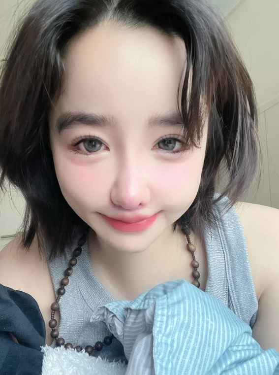 박봄이 또 다시 이민호를 언급했다. [사진=박봄 인스타그램]