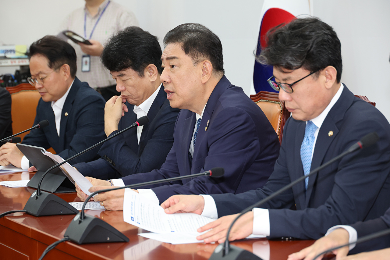 더불어민주당 김병기 당대표 직무대행 겸 원내대표가 31일 서울 여의도 국회에서 열린 정책조정회의에서 발언하고 있다. 2025.7.31 [사진=연합뉴스]