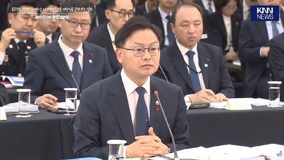 이재명 정부의 '북극항로 개척, 해양강국으로 도약' 메시지를 시각화한 공식 홍보 이미지 [사진=대한민국 해양수산부 공식 페이스북 캡처]