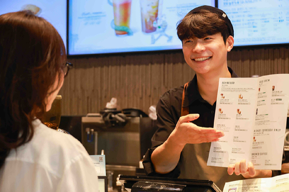 CJ그룹이 2025년 하반기 신입사원 채용에 나선다. [사진=CJ그룹]