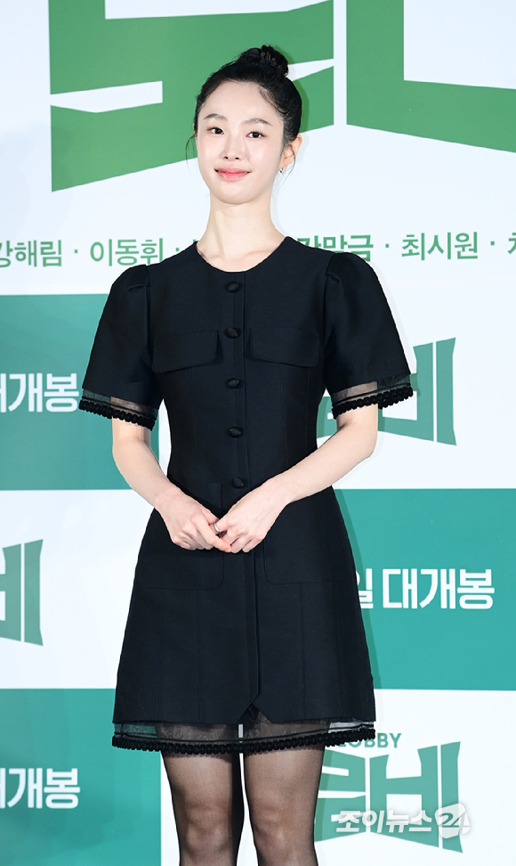 배우 강해림이 4일 오전 서울 광진구 자양동 롯데시네마 건대입구점에서 열린 영화 '로비'(감독 하정우) 제작보고회에 참석하고 있다. [사진=정소희 기자]