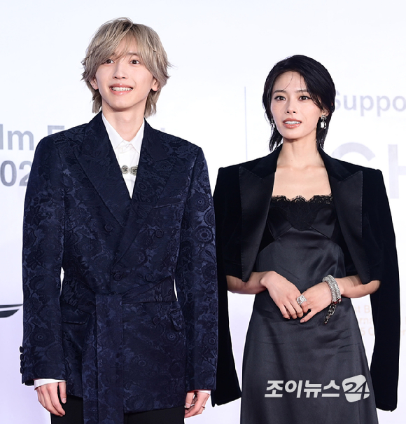 배우 미치에다 슌스케가 6일 부산 해운대구 영화의전당에서 열린 제31회 부산국제영화제 개막식 레드카펫 행사에 참석하고 있다. [사진=정소희 기자]