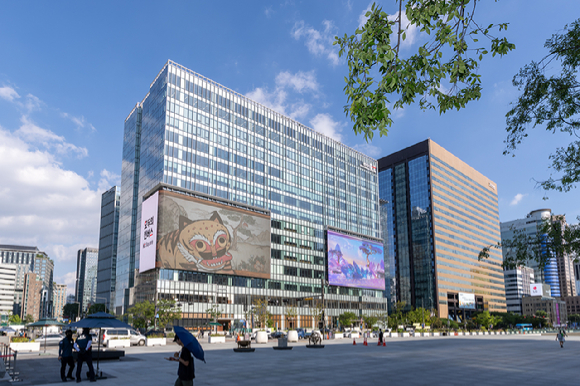 KT 광화문빌딩 웨스트 사옥 KT스퀘어 전경. [사진=KT]