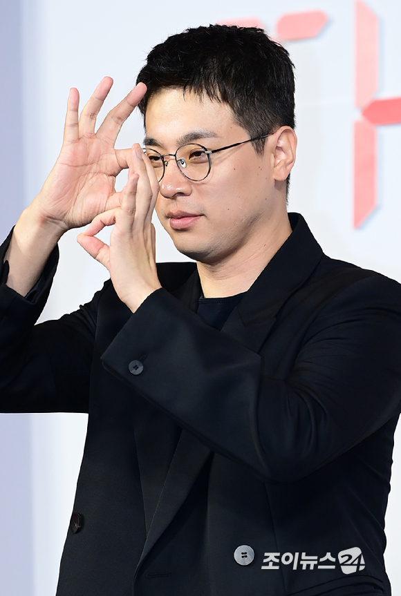 배우 박정민이 10일 오전 서울 중구 앰배서더 서울 풀만 호텔에서 열린 넷플릭스 오리지널 시리즈 '더 에이트 쇼(The 8 Show)' 제작발표회에 참석하고 있다. [사진=정소희 기자]