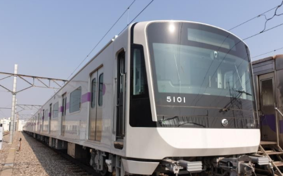 지난해 11월 26일 '새벽동행 자율주행버스' A160 버스가 새벽 3시 반께 서울 도봉구 도봉산역 광역환승센터에서 영등포역 방면으로 출발하고 있다. [사진=연합뉴스]