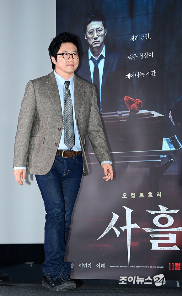 배우 박신양이 12일 오후 서울 CGV 용산아이파크몰에서 열린 영화 '사흘'(감독 현문섭) 언론시사회에 참석하고 있다. [사진=정소희 기자]