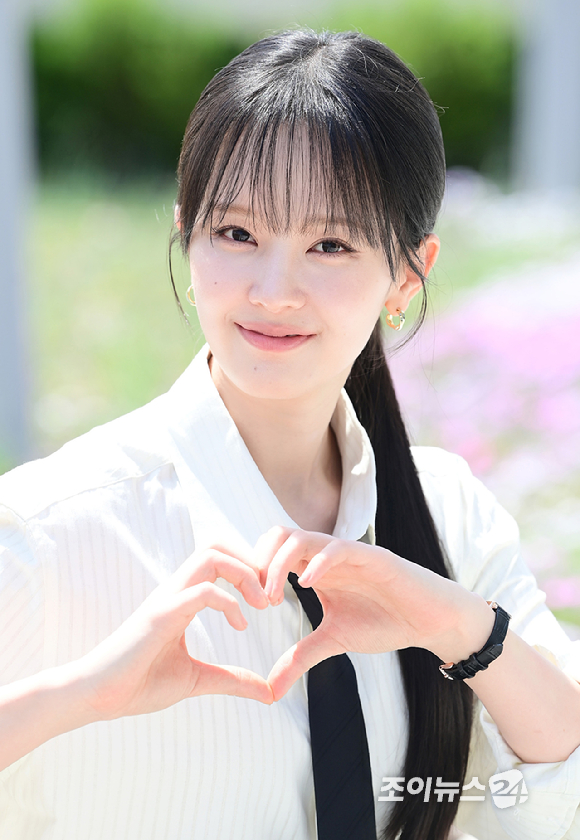인기리에 종영한 드라마 '닥터신'에서 모모 역을 연기한 배우 백서라가 서울 영등포구 조이뉴스24에서 진행된 인터뷰에 앞서 포즈를 취하고 있다. [사진=정소희 기자]