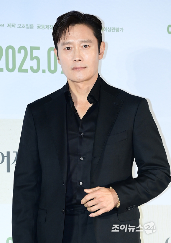 이병헌, 국중박 &apos;빛을 수집한 사람들&apos; 오디오 가이드 참여