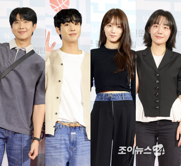 방탄소년단 RM, 배우 안효섭, 이성경, 소주연이 '리바운드' VIP 시사회에 참석해 포즈를 취하고 있다. [사진=정소희 기자]