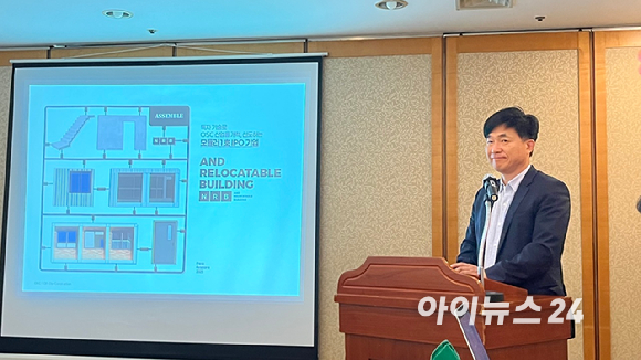 강건우 엔알비 대표가 11일 서울 여의도에서 열린 IPO 기자간담회에서 상장 계획과 향후 성장 전략을 발표하고 있다. [사진=김민희 기자]
