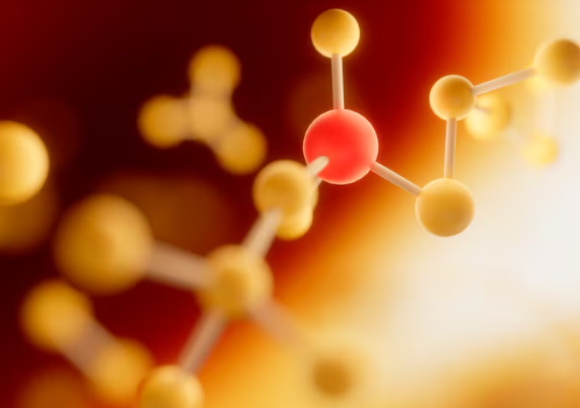코털의 색 변화는 노화 이외에도 생활습관 등 여러 원인이 복합적으로 작용한다는 전문가의 설명이 나왔다. 사진은 본 기사 내용과 무관. [사진=laserallclinic]