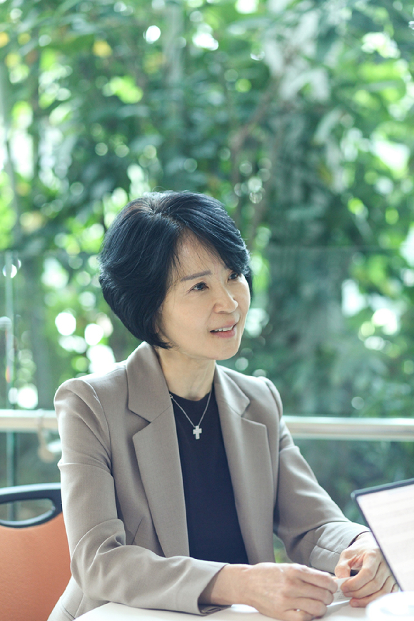 이통3사, LTE 고가 요금제 막았지만…고객은 여전히 &apos;비싼 요금&apos;