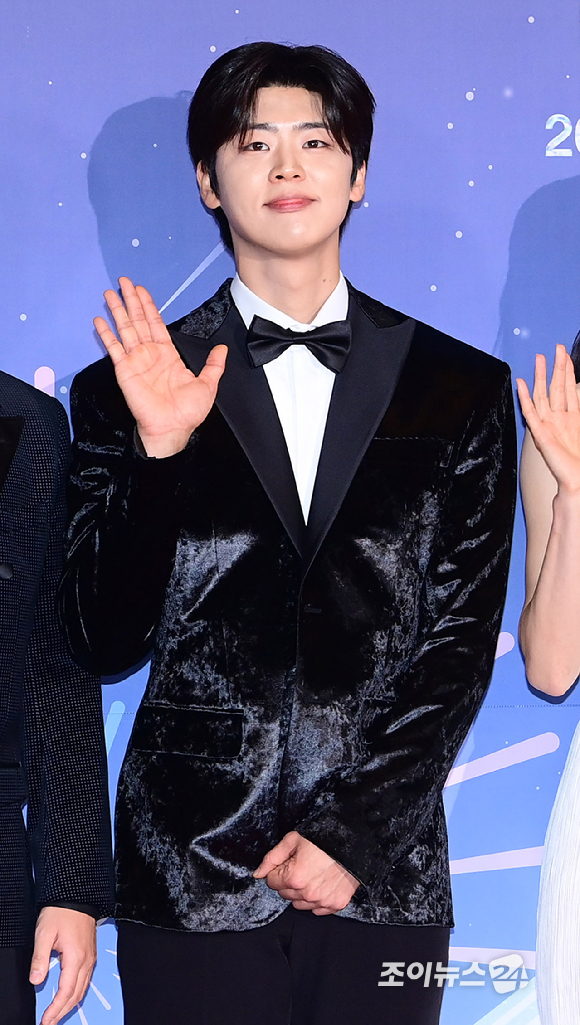 '나 혼자 산다' 가수 박지현이 29일 오후 서울 마포구 MBC 사옥에서 열린 '2025 MBC 방송연예대상' 포토월 행사에 참석하고 있다. [사진=정소희 기자]