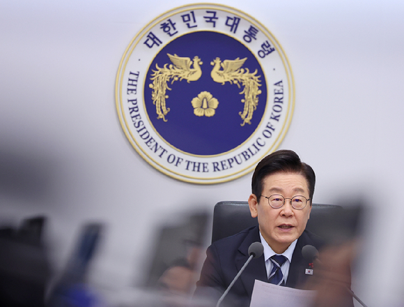 이재명 대통령이 4일 용산 대통령실에서 열린 수석보좌관회의에서 발언하고 있다. 2025.12.4 [사진=연합뉴스]