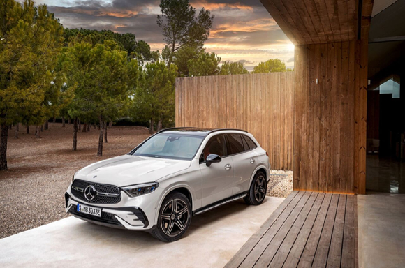 더 뉴 GLC 300 4MATIC. [사진=메르세데스-벤츠]