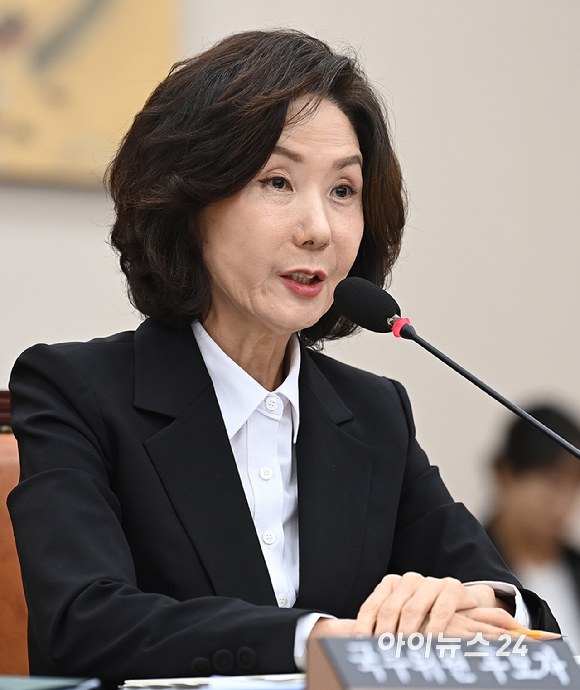 이진숙 사회부총리 겸 교육부 장관 후보자가 16일 오전 서울 여의도 국회 교육위원회에서 열린 인사청문회에서 질의에 답변하고 있다. [사진=곽영래 기자]