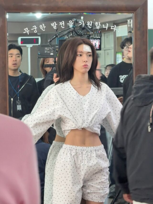 하영 [사진=하영 SNS]