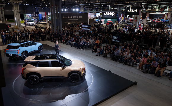 2026 뉴욕 국제 오토쇼 현장에 전시된 기아 '셀토스 EX'. [사진=기아]